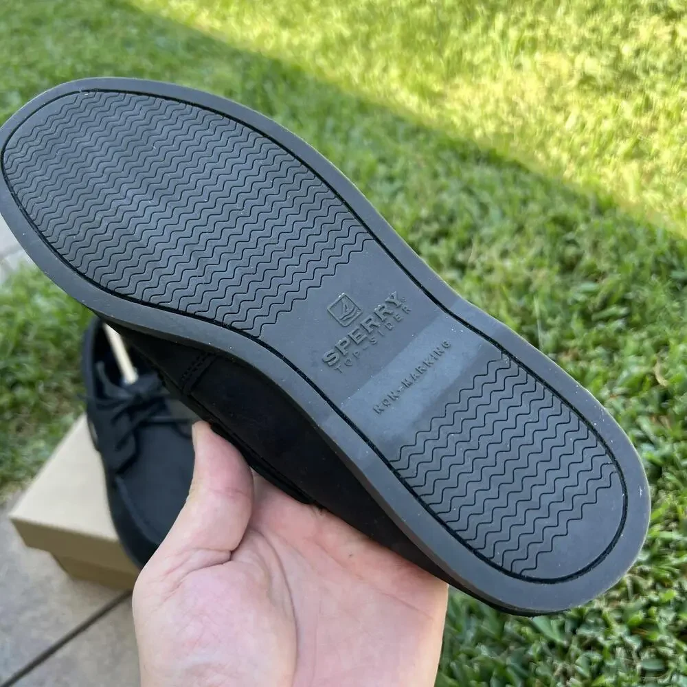 SPERRY brand style